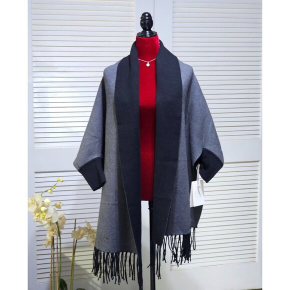NWT Katie Kape Women's Black Gray Reversible Cape Shawl Fringe One Size 2623 - Picture 11 of 12